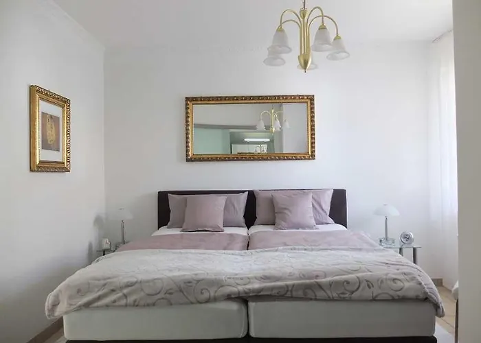 Daire 5 Sterne - Am Rheinberg -